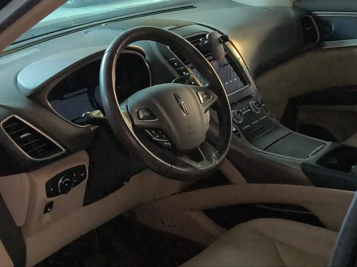 Фото 4 - Lincoln MKX