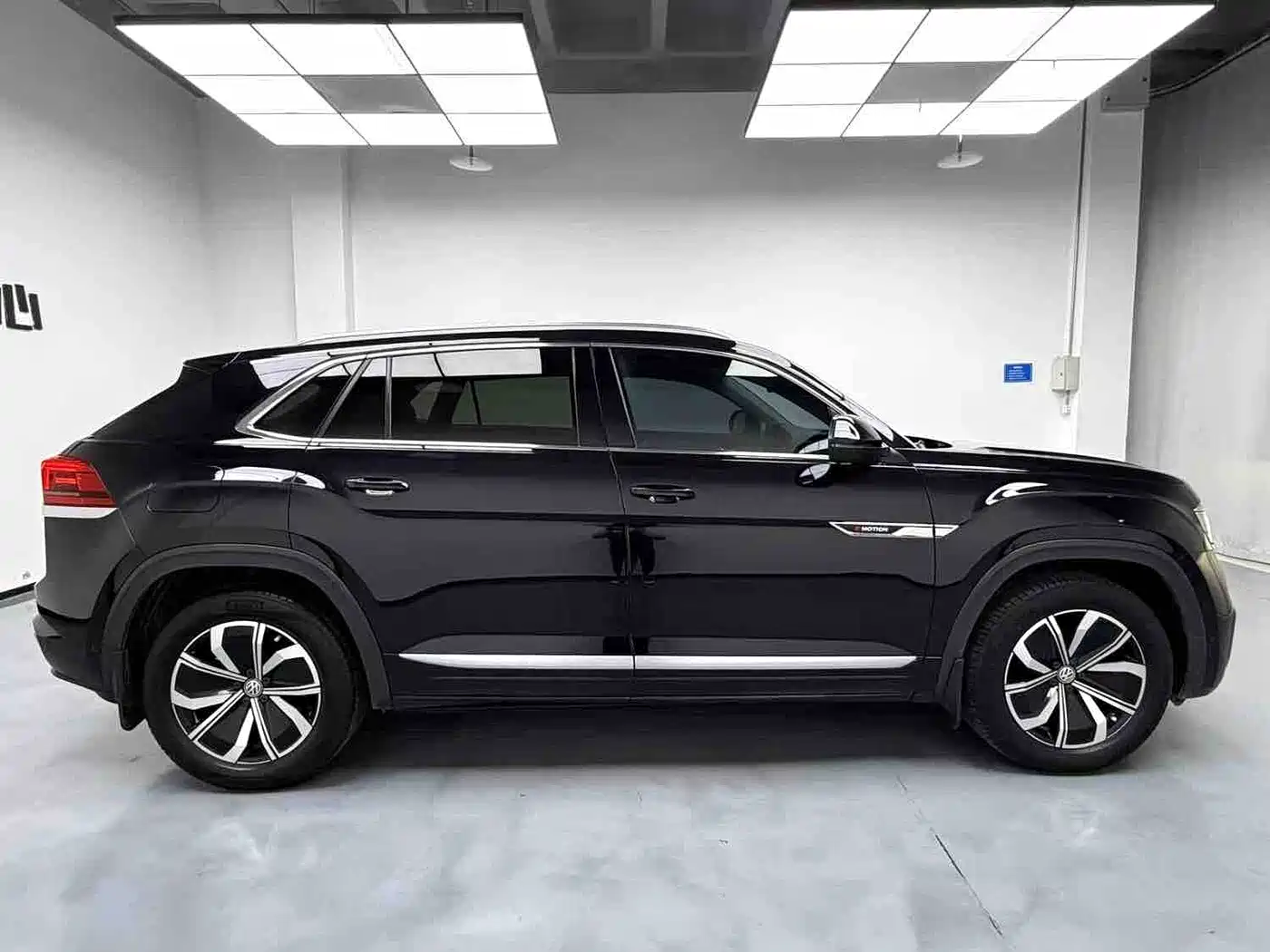 Volkswagen Teramont 2020 Teramont X Facelift 380TSI 4WD Luxury Edition фото 3