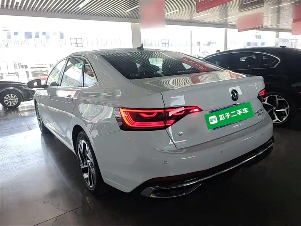Volkswagen Sagitar 2023 300TSI DSG Surpassing Edition фото 5
