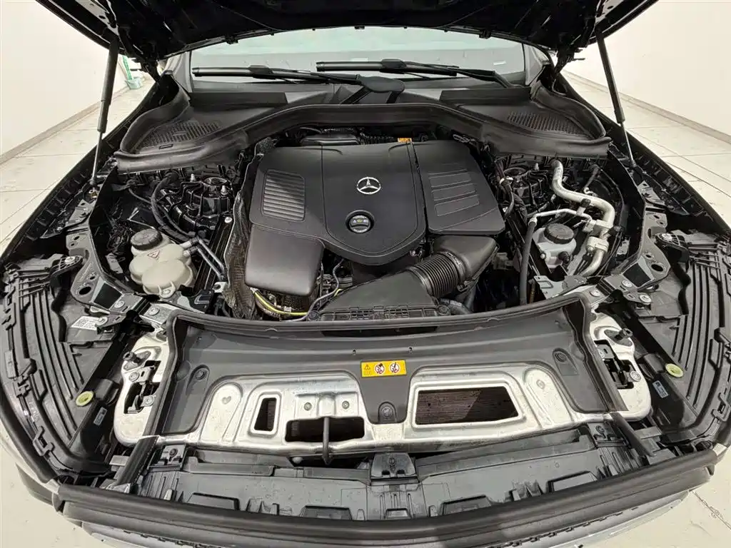 Mercedes-Benz GLC 2024 Facelift GLC 300 L 4MATIC Sport 7-seater фото 18