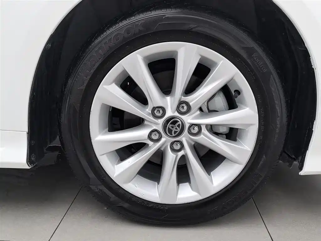 Toyota Corolla 2024 Model 1.8L Smart Hybrid Elite Edition фото 17