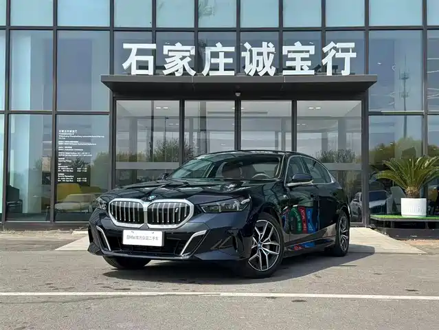 BMW I5