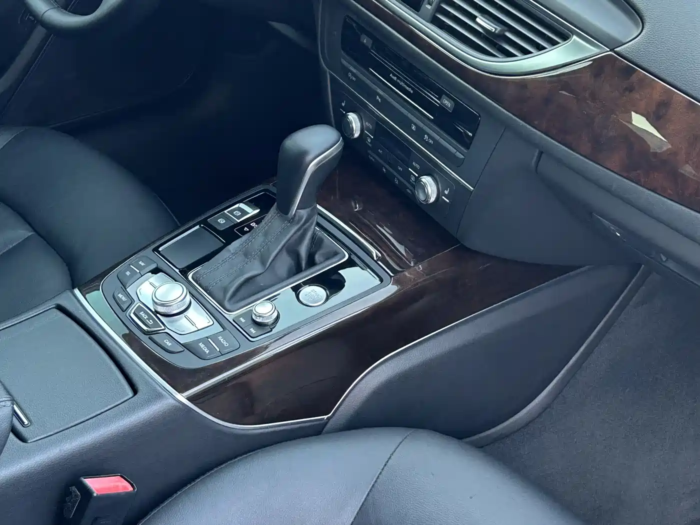 Audi A6L 2017 30 FSI Comfort фото 7