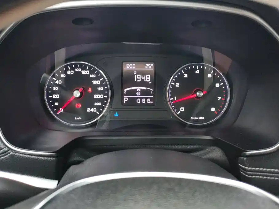 Roewe RX5 2017 2016 20T 2WD Automatic Internet Smart Edition