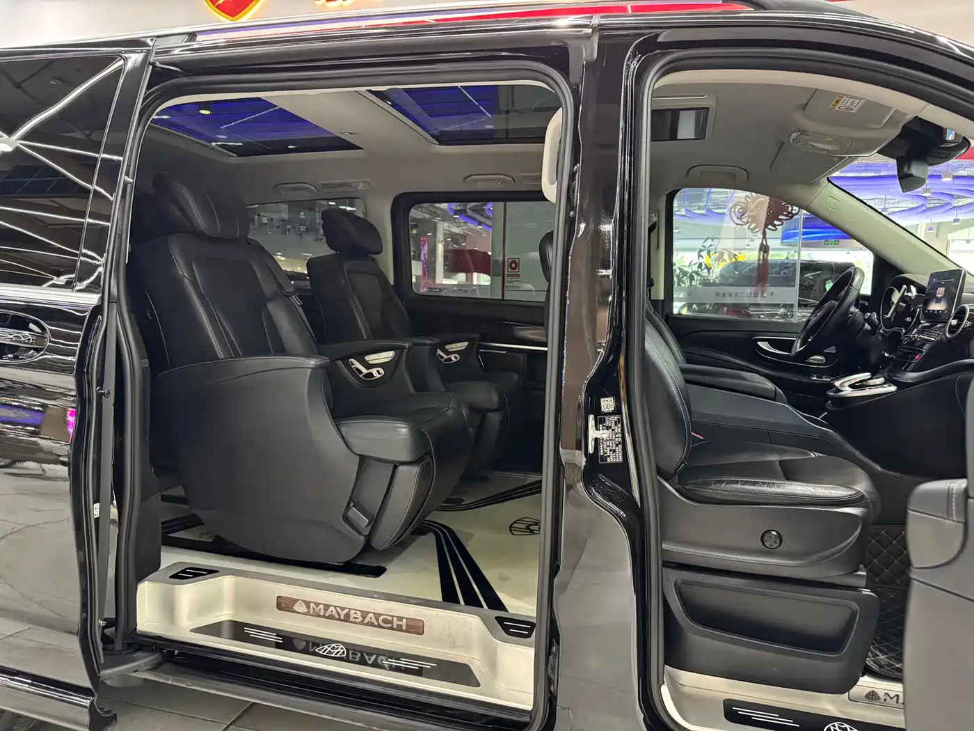 Mercedes-Benz V-Class 2020 V 260 Luxury Edition фото 13