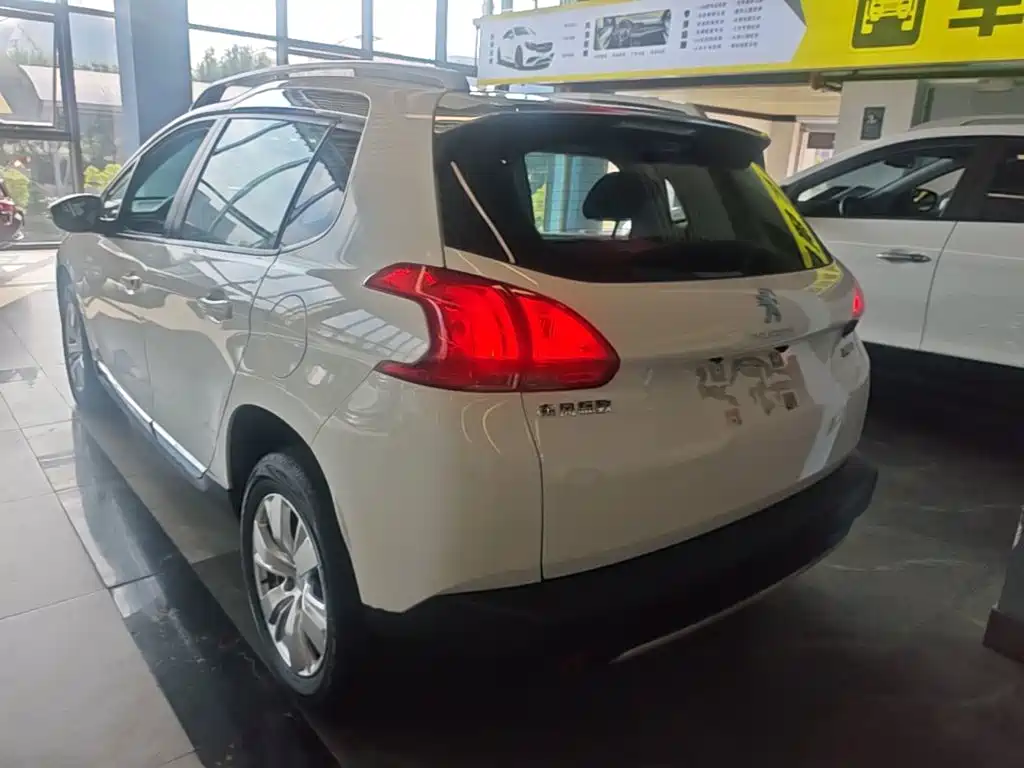 Peugeot 2008 2016 2014 1.6L Automatic Fashion Edition