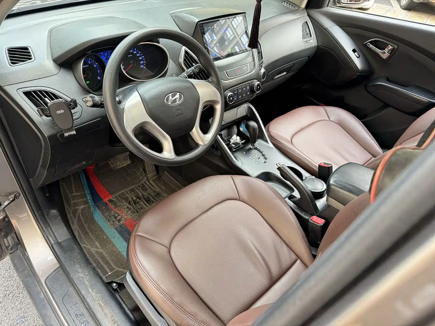 Hyundai Beijing Hyundai ix35 2013 2.0L Automatic 2WD Comfort GL China IV фото 8