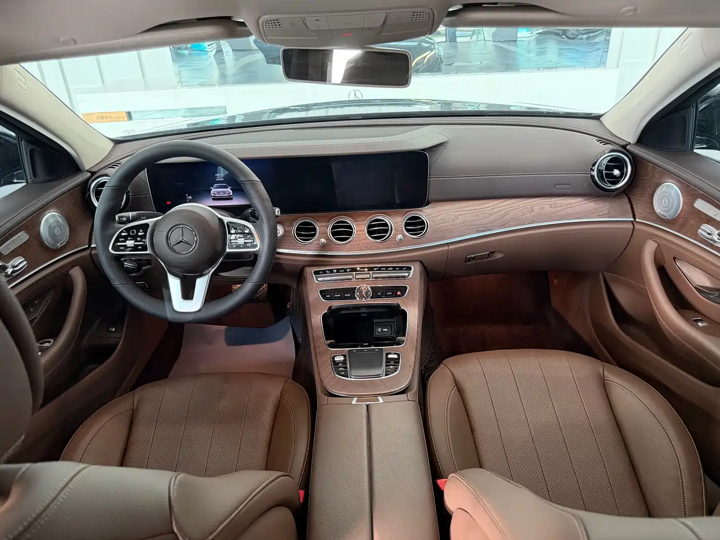Mercedes-Benz E-Class 2020 E 300 L Luxury Model фото 5
