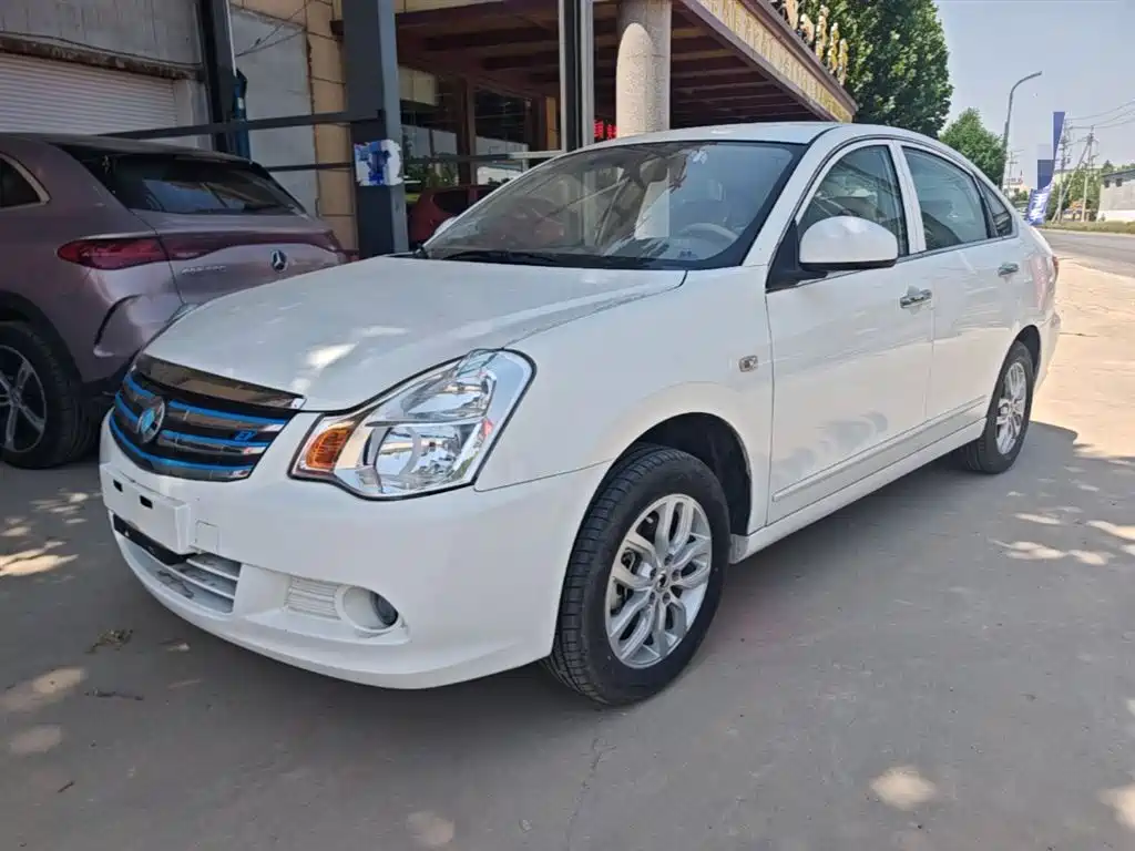 Dongfeng Junfeng E11K 2019 Standard Edition