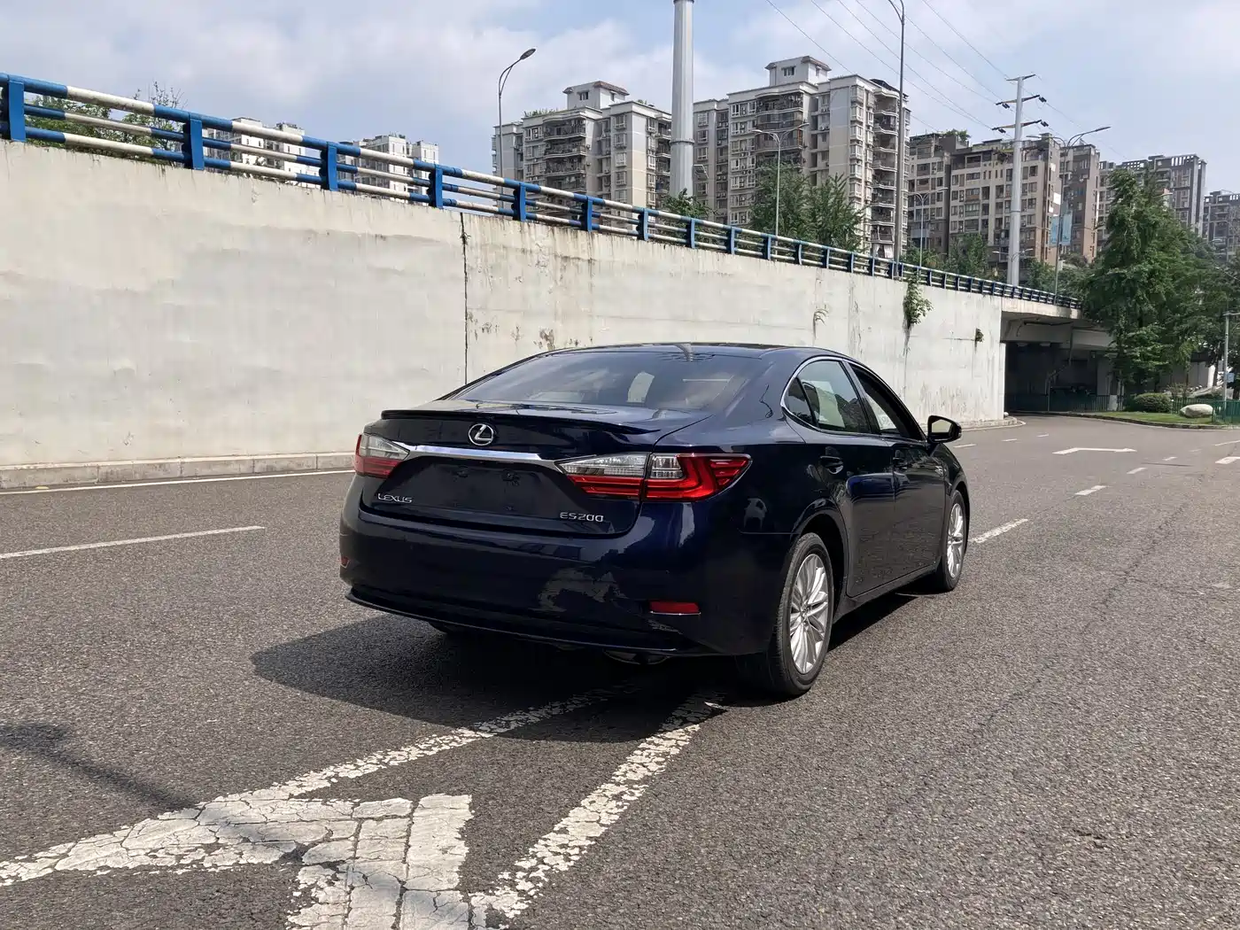 Lexus ES 2015 200 Elite Edition фото 13