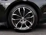 Photo 13 - Porsche Taycan