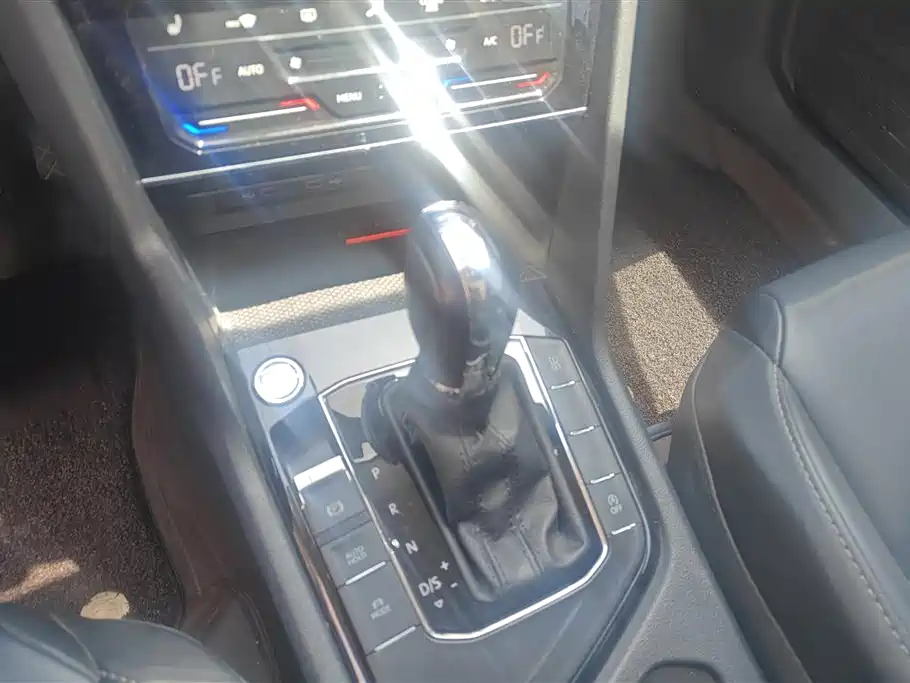Volkswagen Tharu 2021 280TSI 2WD Luxury Plus фото 16