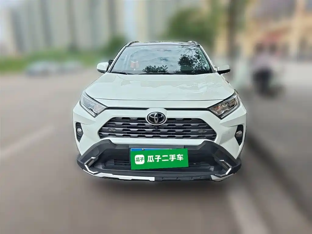 Toyota RAV4 Rongfang 2020 2.0L CVT 4WD Premium Edition фото 24