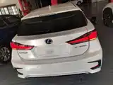 Photo 6 - Lexus CT