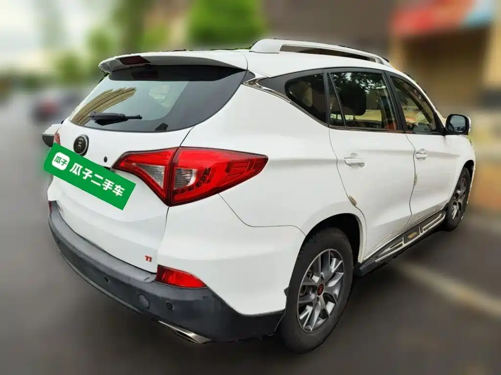BYD Song 2018 2017 Ultimate Upgrade 1.5TI Manual Elite Model