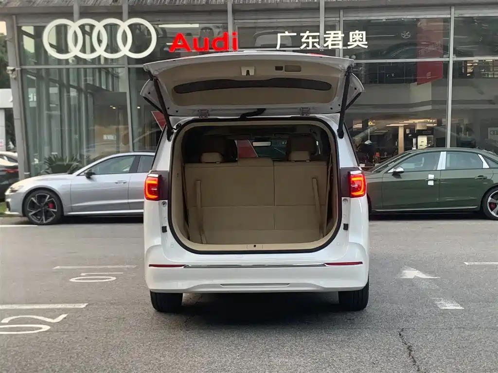 BUICK GL8