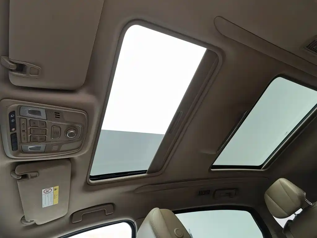 Buick GL8 2017 ES 28T Luxury China V фото 14