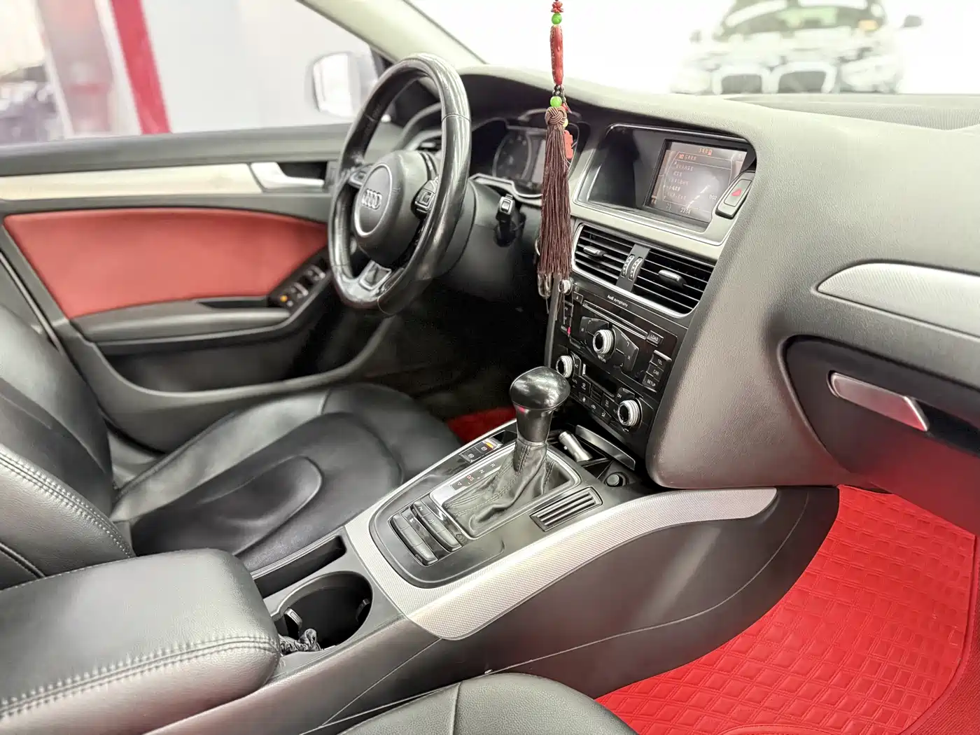 Audi A4L 2015 35 TFSI Auto Standard фото 5