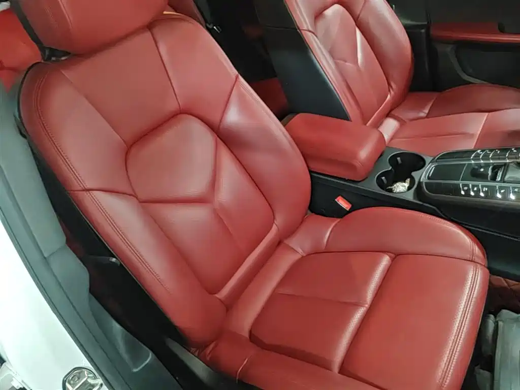 Porsche Macan 2017 Macan 2.0T фото 25