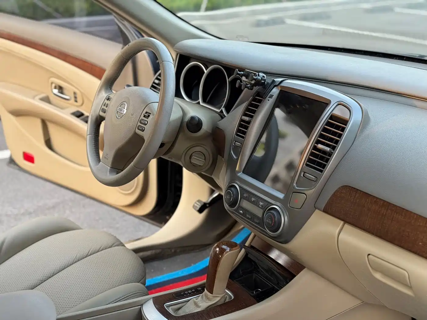صورة 8 - Nissan Sylphy