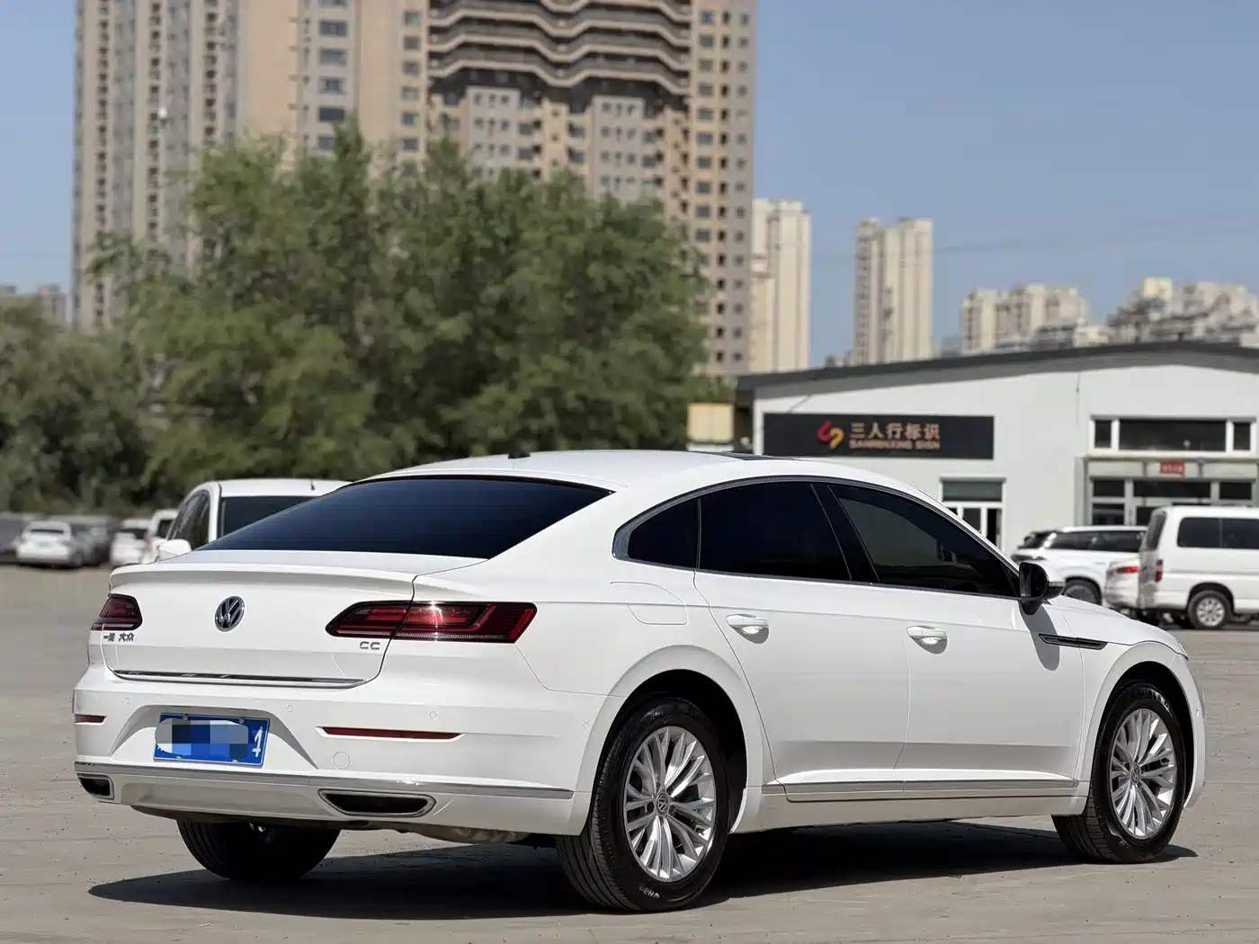 Volkswagen FAW-Volkswagen CC 2019 330TSI Charm Edition China VI фото 4