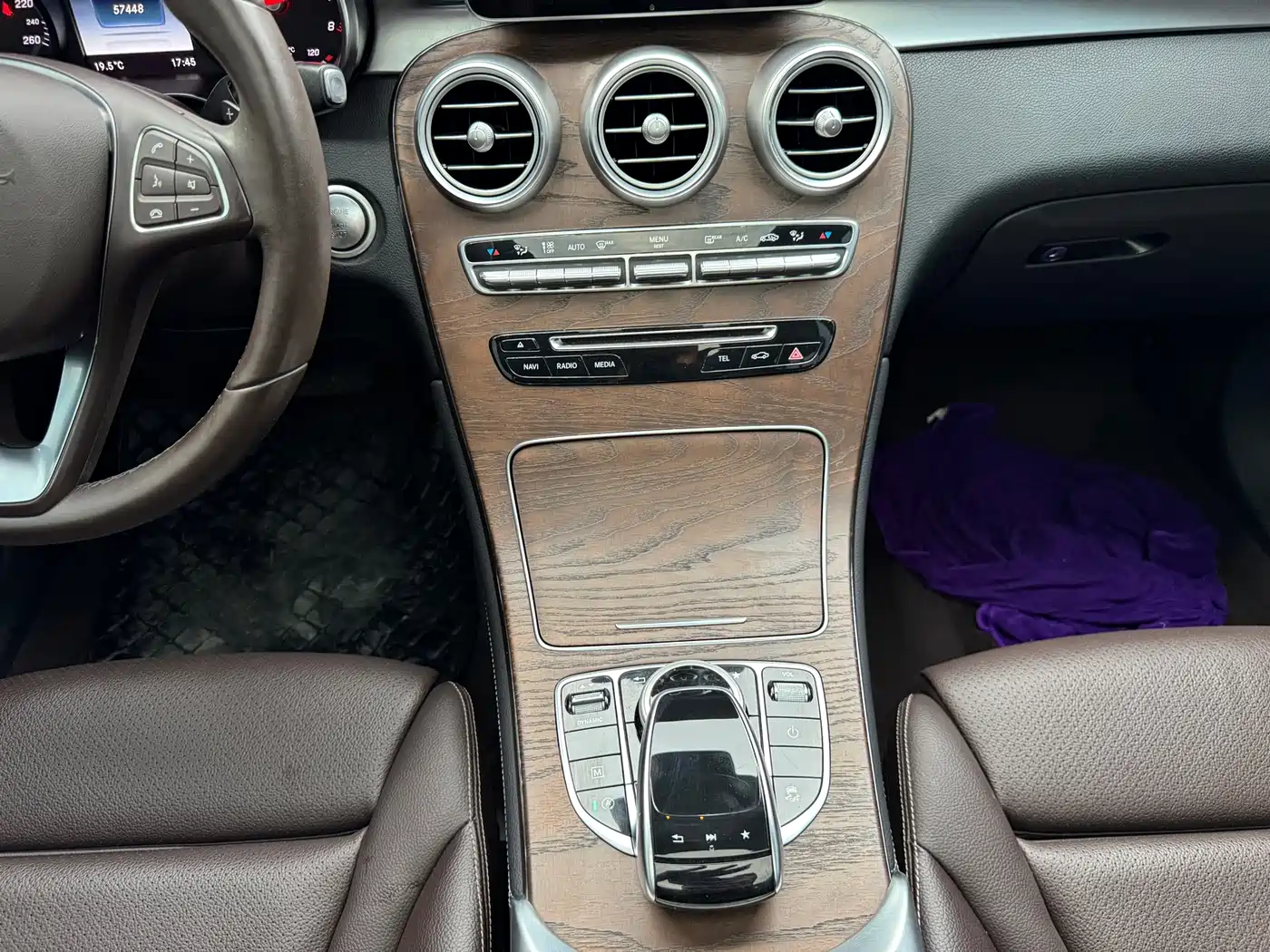 Mercedes-Benz GLC 2018 GLC 300 4MATIC Dynamic фото 16