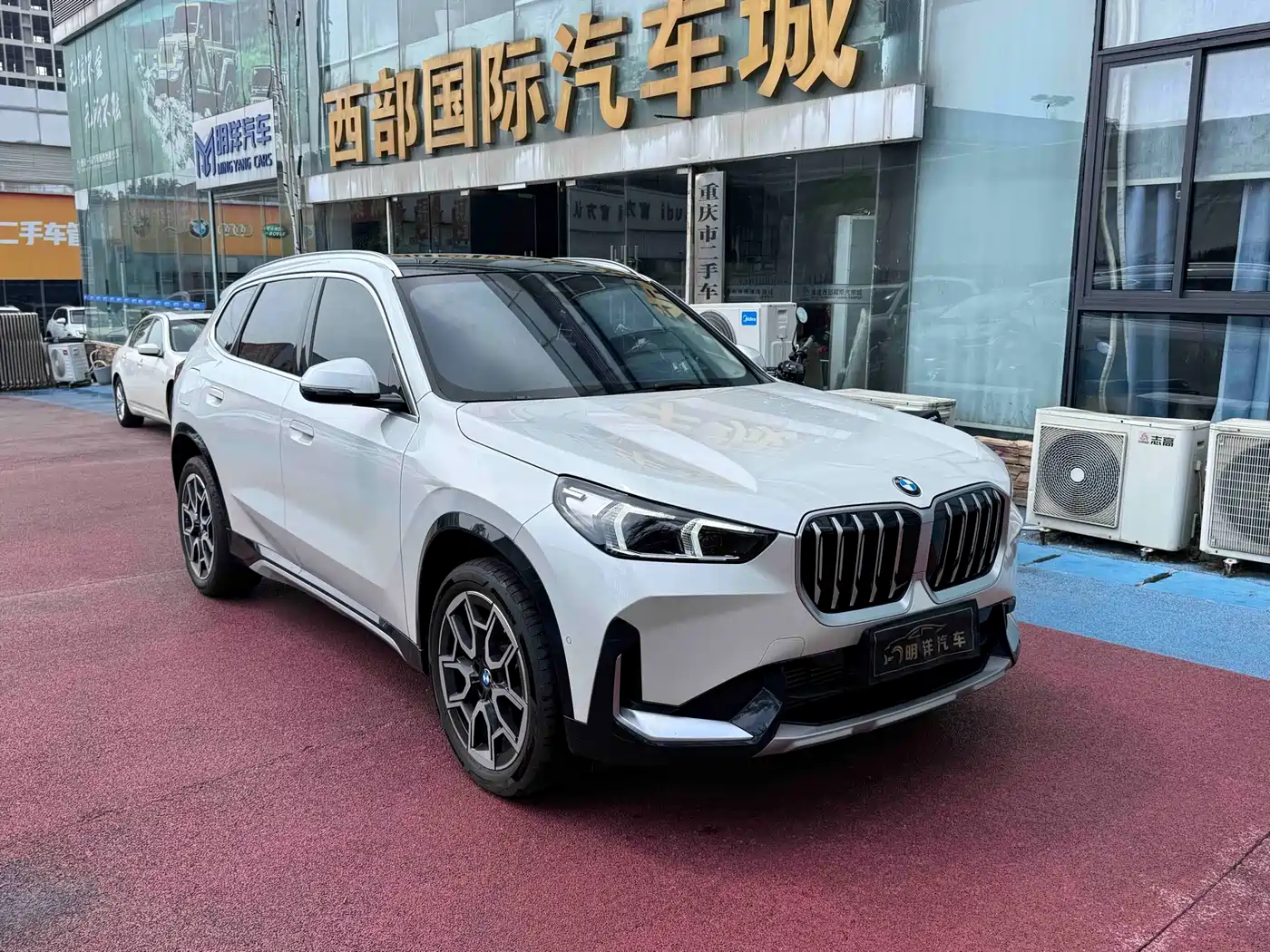 BMW X1 2024 sDrive25Li M Sport Package фото 3
