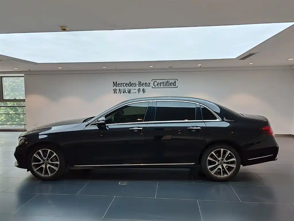 Mercedes-Benz E-Class 2019 E 300 L Fashion фото 7