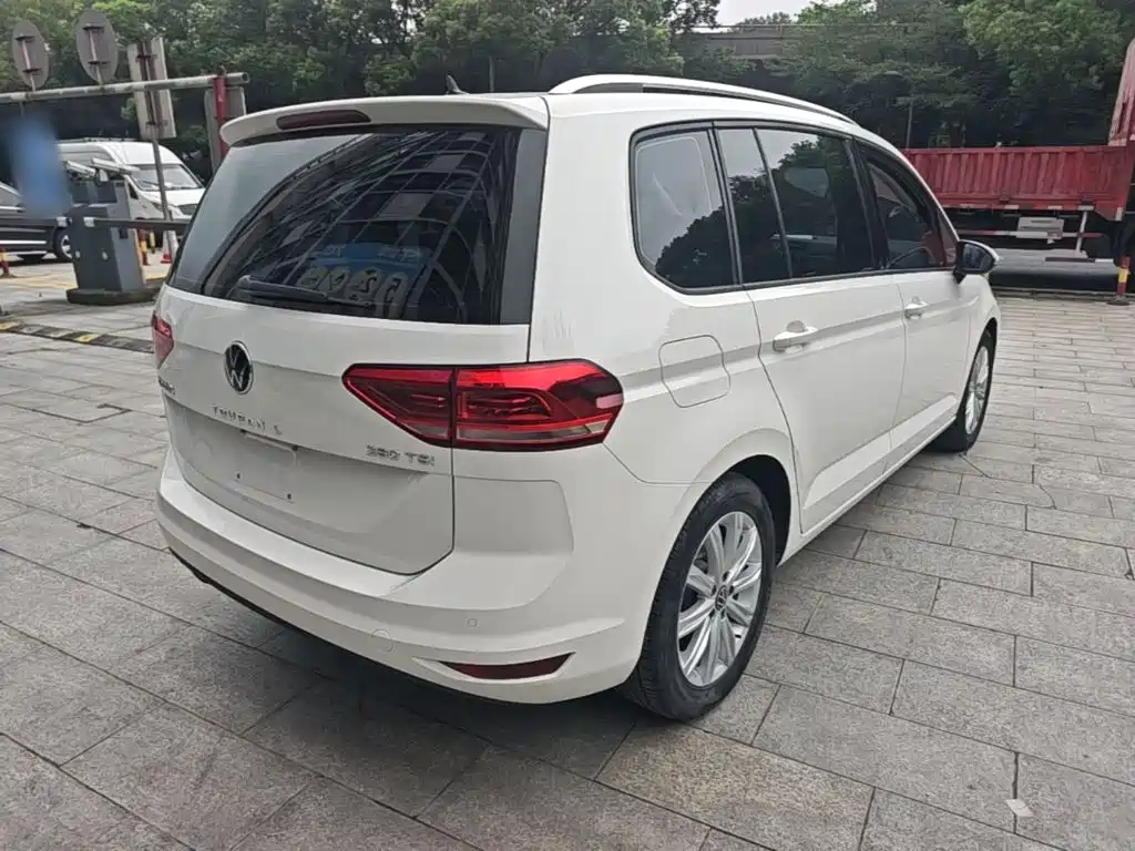 Volkswagen Touran 2021 2021 Touran L 280TSI DSG Comfort Edition 7-seater