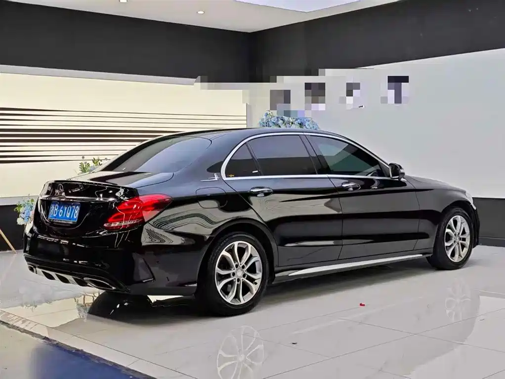 Mercedes-Benz C-Class 2015 Facelift C 200 L Sport фото 7