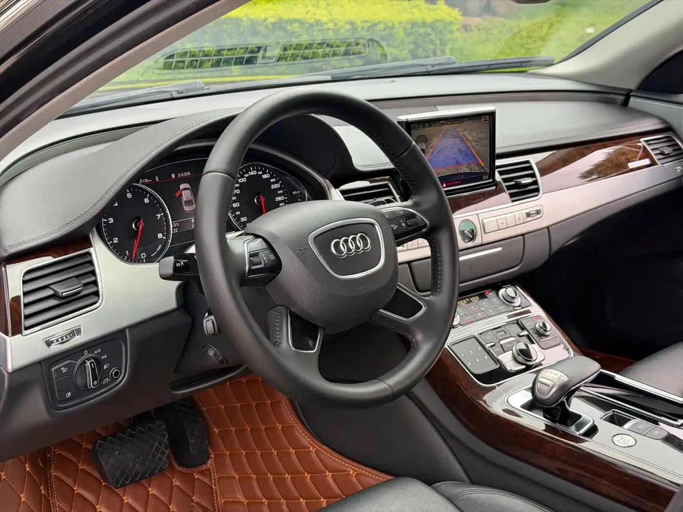 Audi A8 2014 A8L 45 TFSI quattro Comfort фото 8