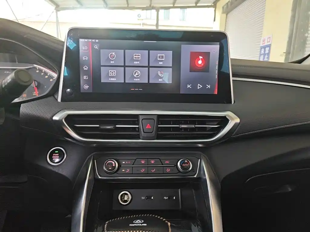 SAIC Maxus Maxus G50 2020 2019 1.5T Automatic Luxury Edition China VI