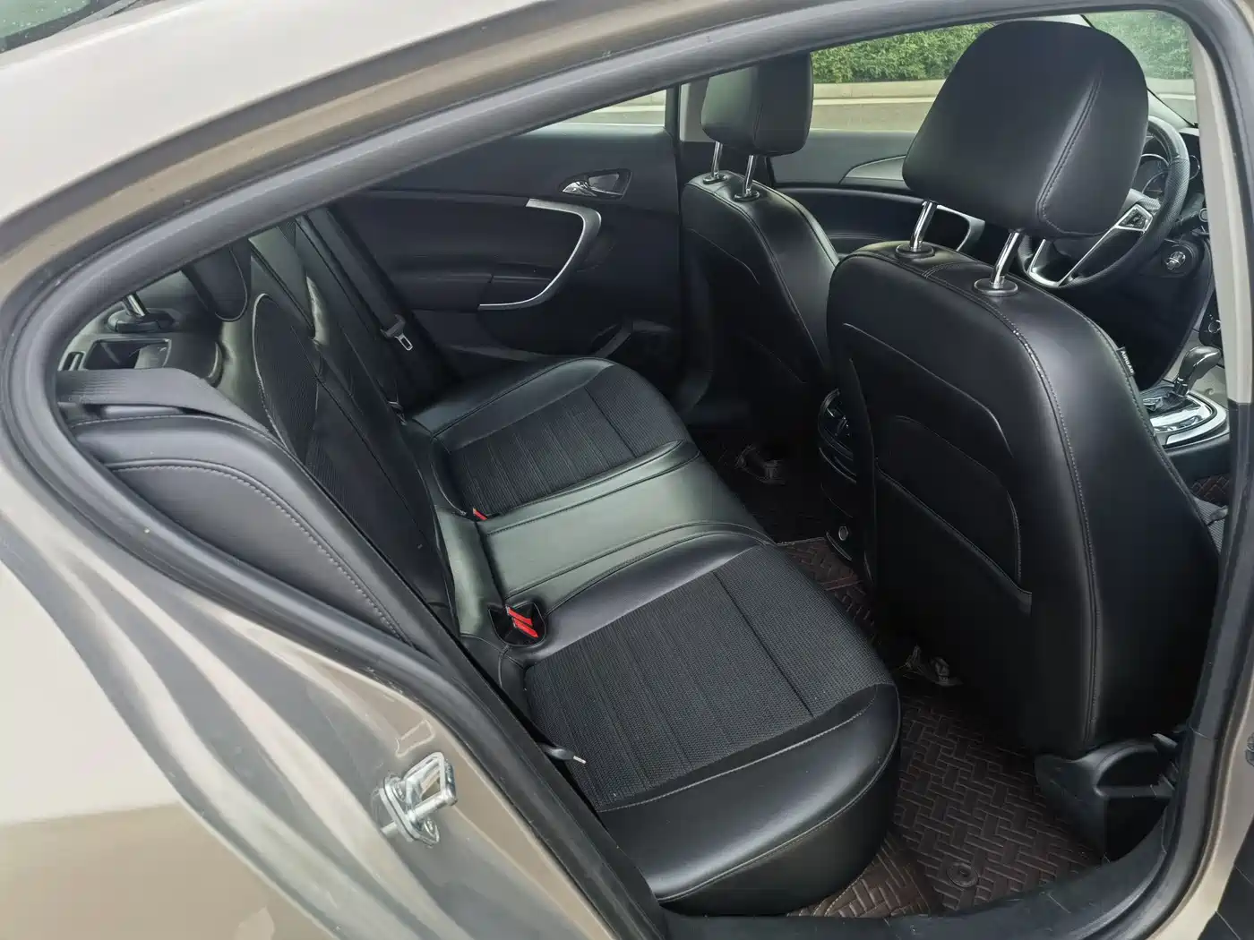 Buick Regal 2013 1.6T Automatic Elite Sport Edition фото 9