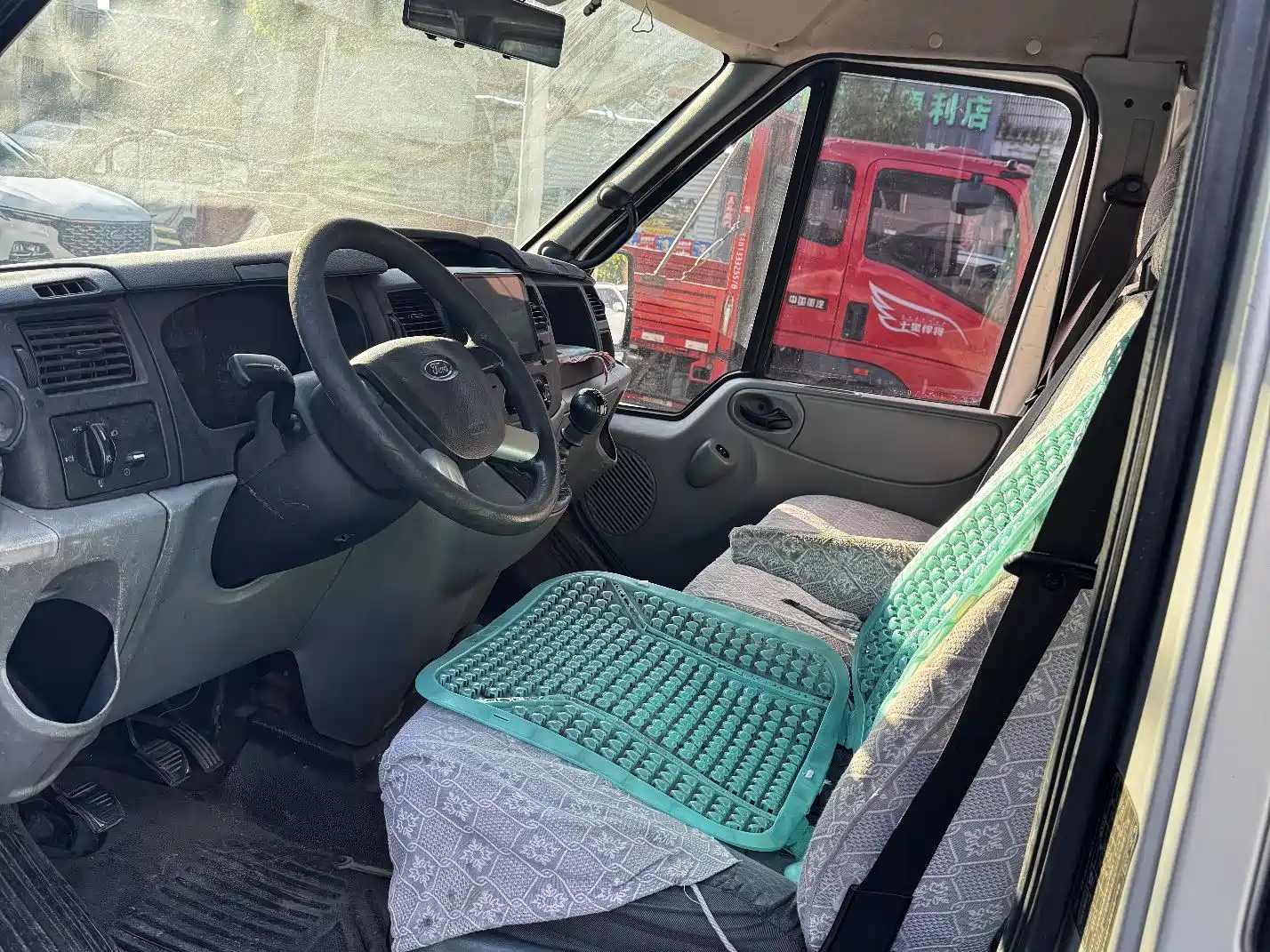 Фото 6 - Ford New Generation Transit