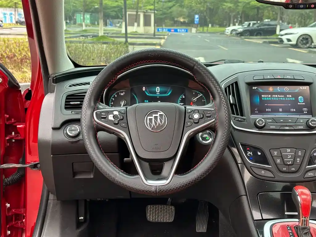 Buick Regal 2015 1.6T Elite Tech Edition фото 7