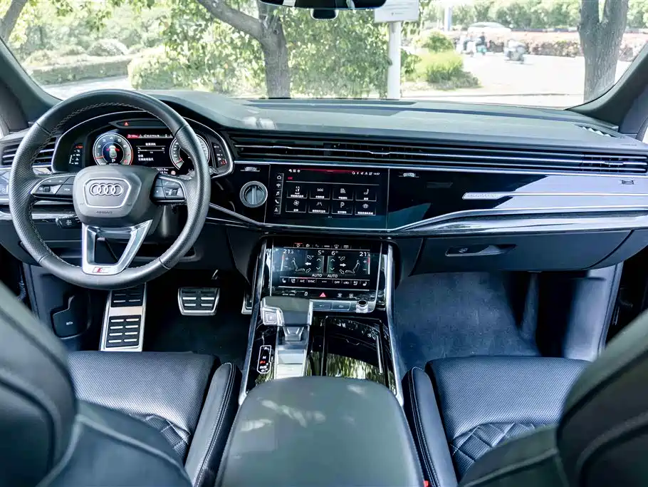 Audi Q8 2022 55 TFSI Premium Selection Dynamic фото 13