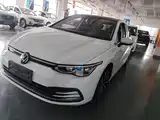 Photo 2 - Volkswagen Golf