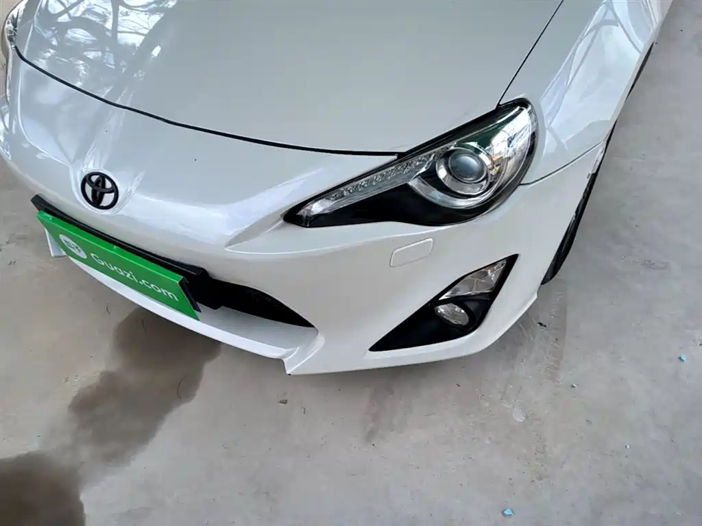 Toyota 86 2014 2.0L Automatic Luxury фото 24