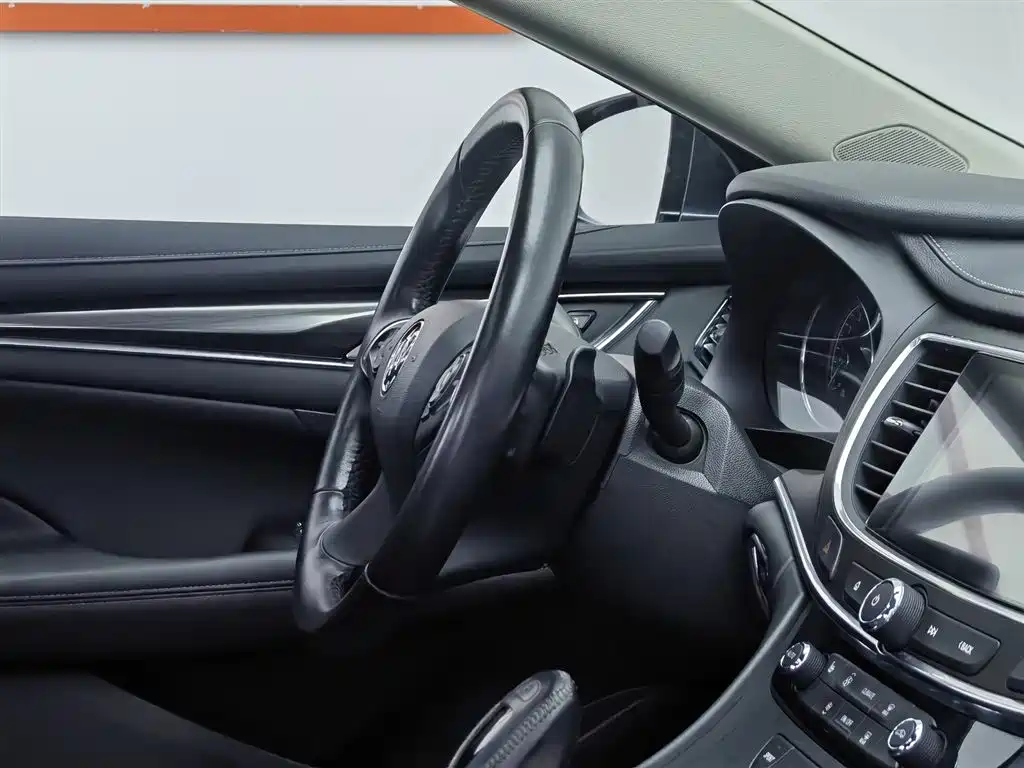 Buick LaCrosse 2019 28T Luxury Edition фото 22