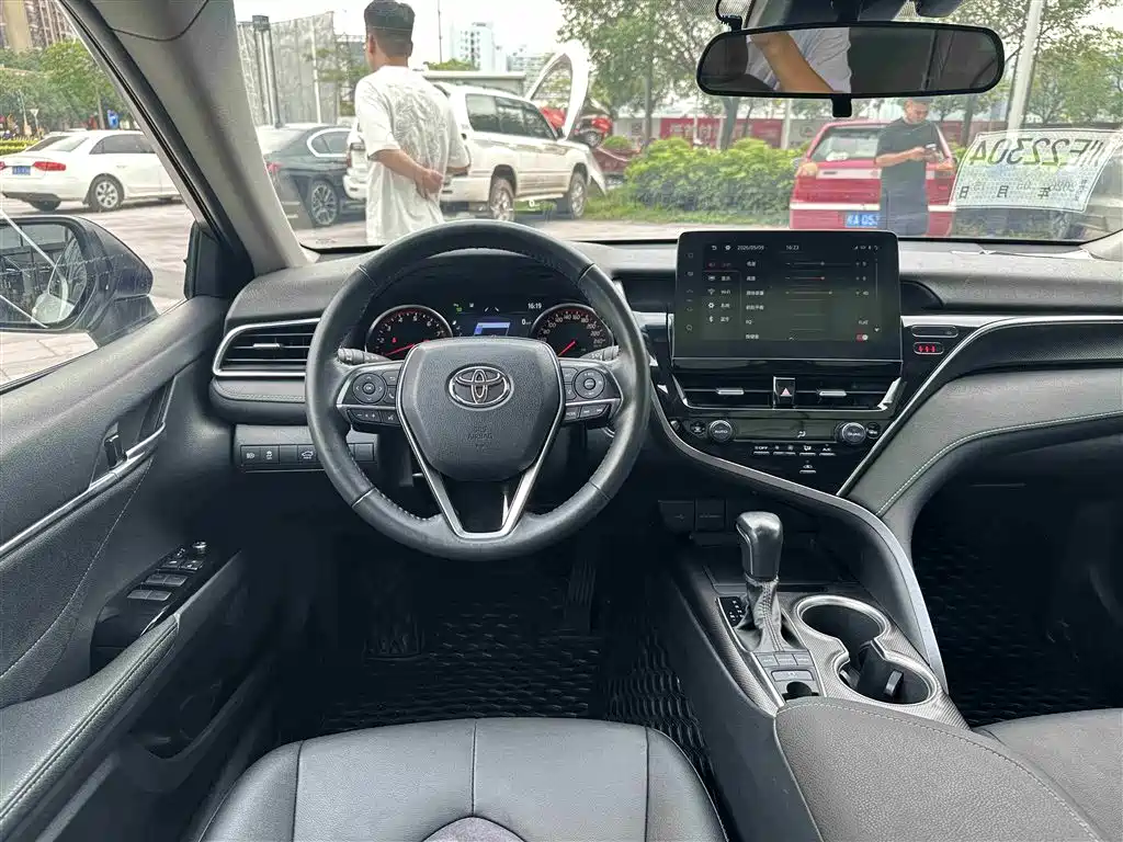 Toyota Camry 2021 2.0S Sporty Edition фото 21