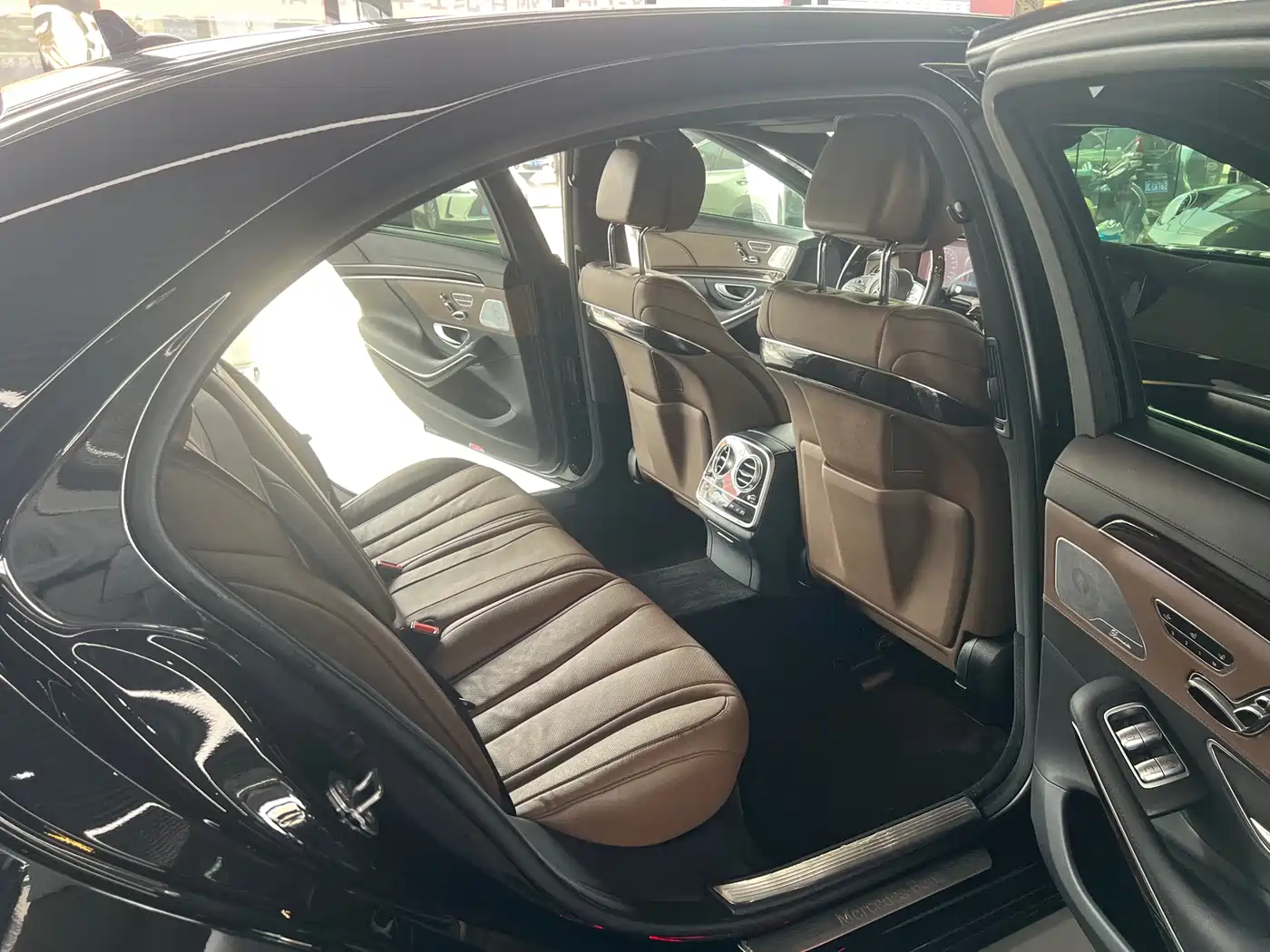 Mercedes-Benz S-Class 2020 S 350 L Premium Edition Collector's Version фото 15