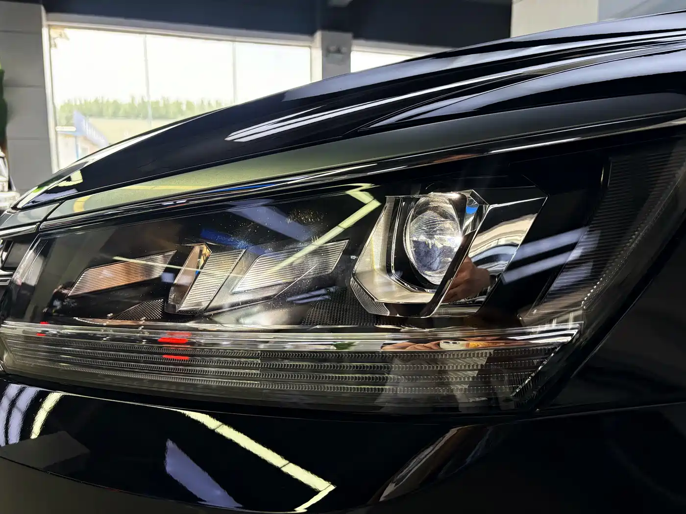 Volkswagen Passat 2017 330TSI DSG Prestige фото 14