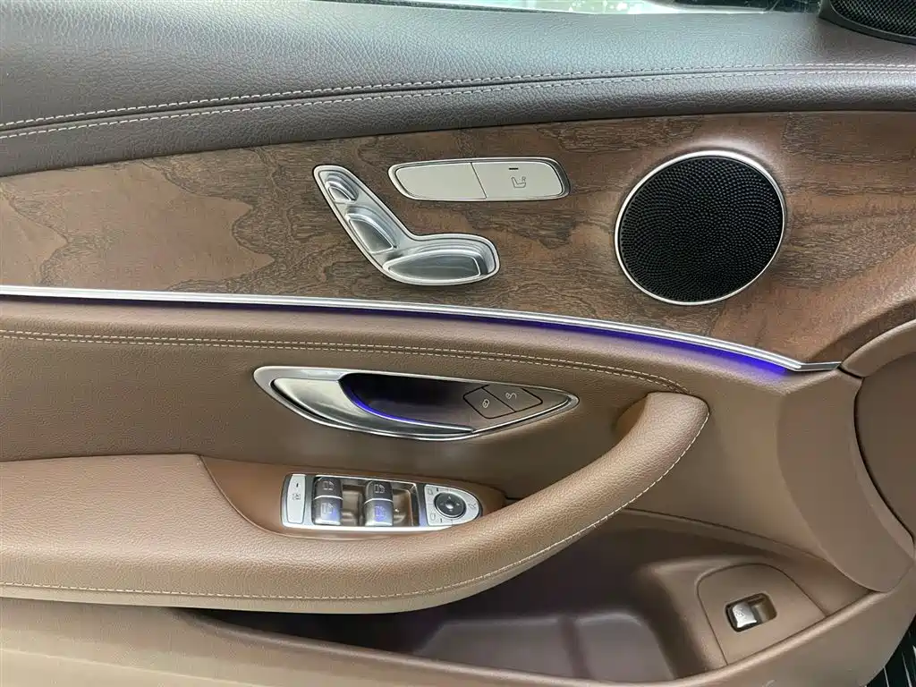 Mercedes-Benz E-Class 2016 E 200 L фото 8