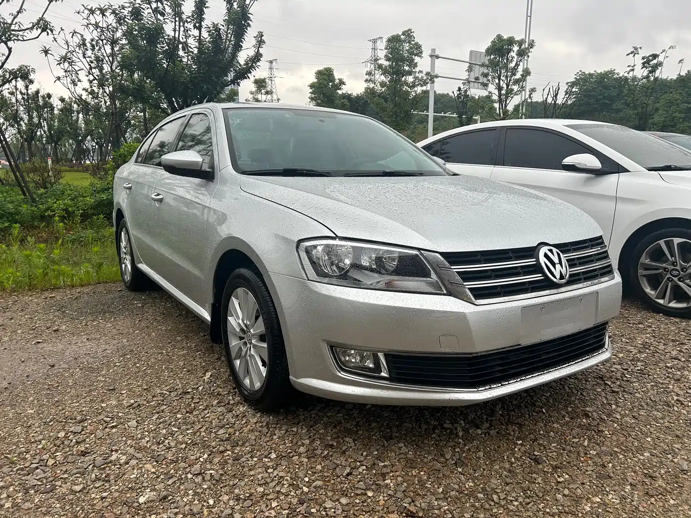 Volkswagen Lavida 2013 Facelift Classic 1.6L Automatic Comfort фото 3