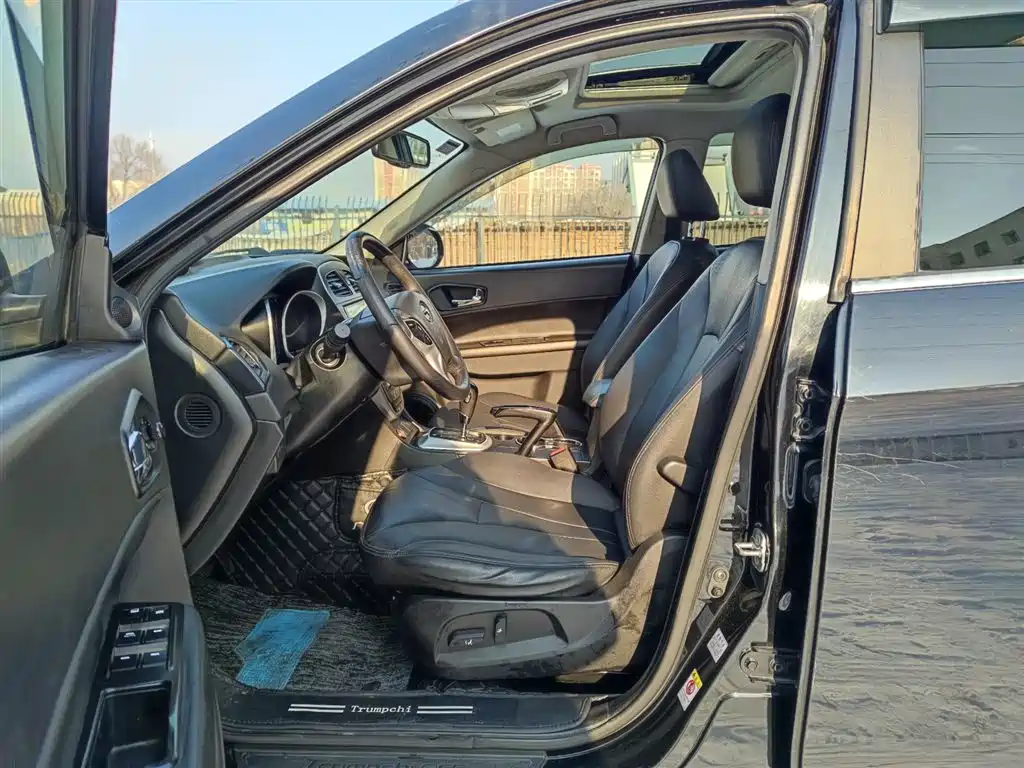 GAC Trumpchi Trumpchi GS5 2012 2.0L Automatic 2WD Anniversary Edition фото 7