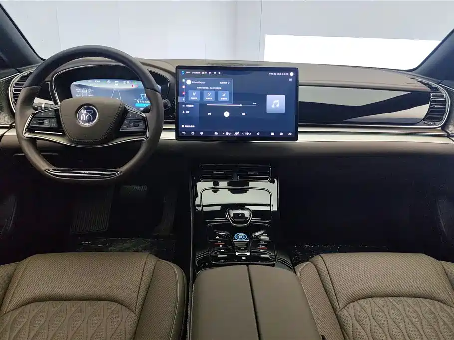 BYD Han 2025 DM-i 125KM Premium фото 12