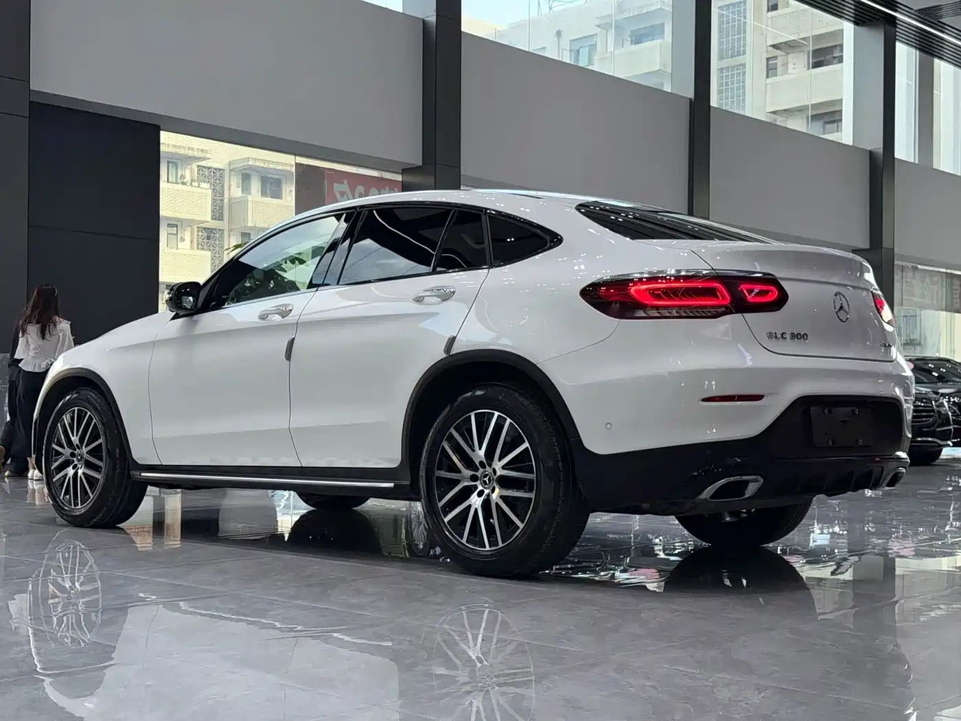 Mercedes-Benz GLC Coupe 2020 2020 GLC 300 4MATIC Coupe SUV
