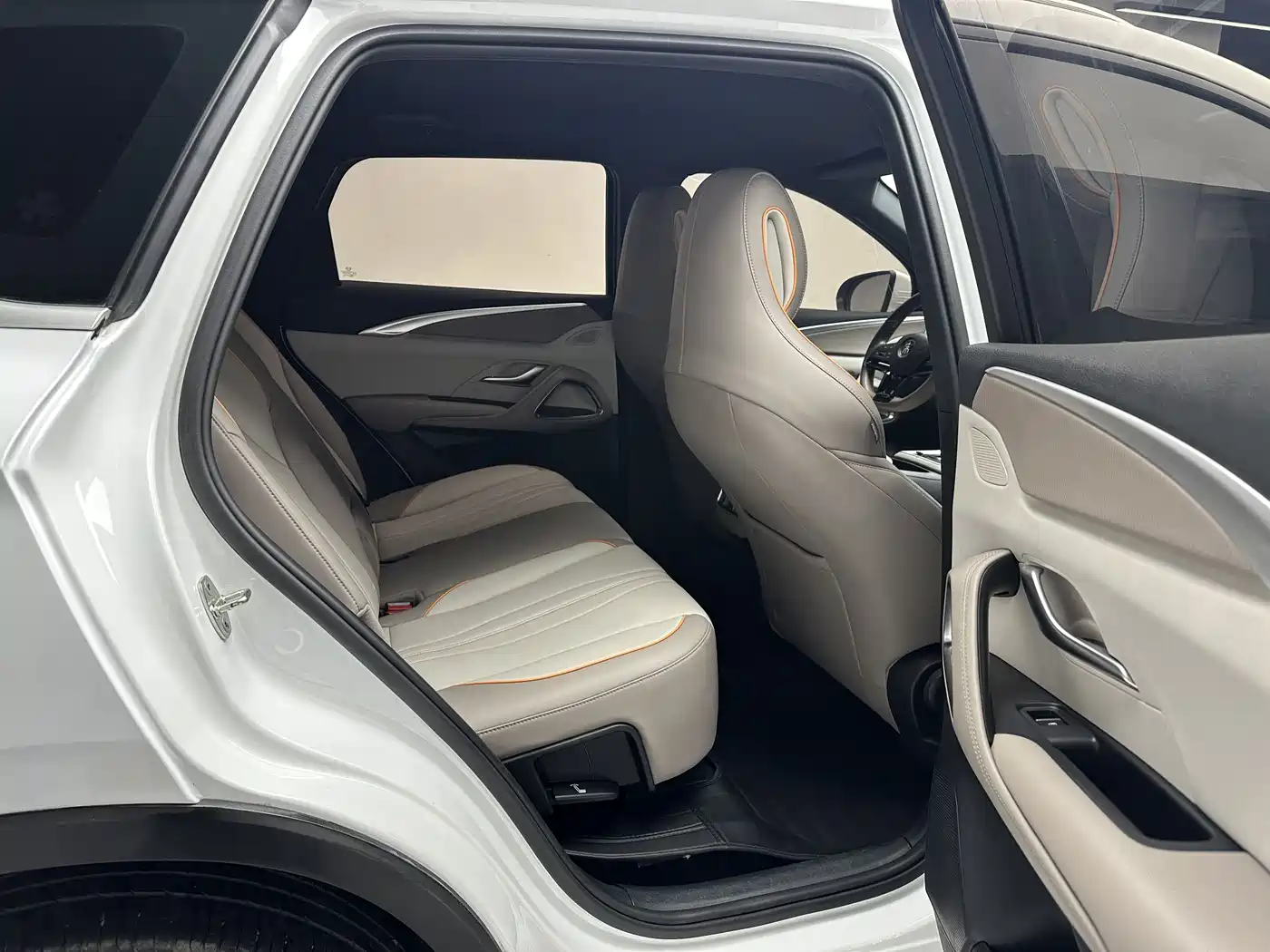 BYD Song Pro New Energy 2024 Glory Edition DM-i 71KM Pilot фото 15