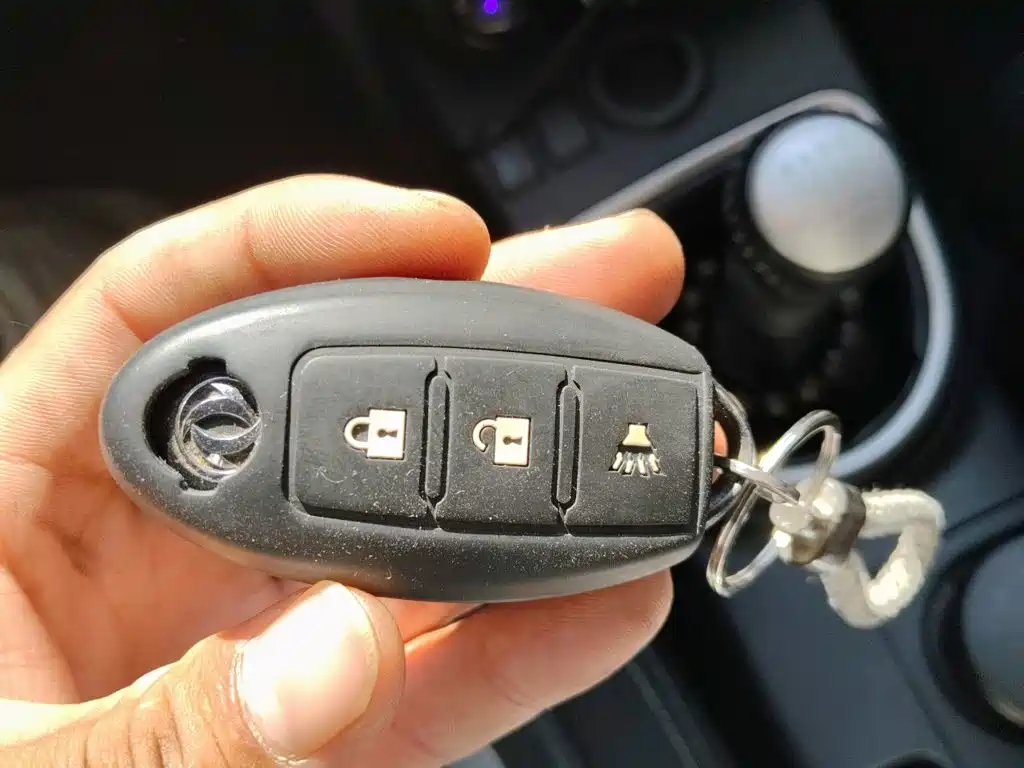 Dongfeng Fengdu MX6 2015 2015 2.0L Manual 2WD Navigator Edition