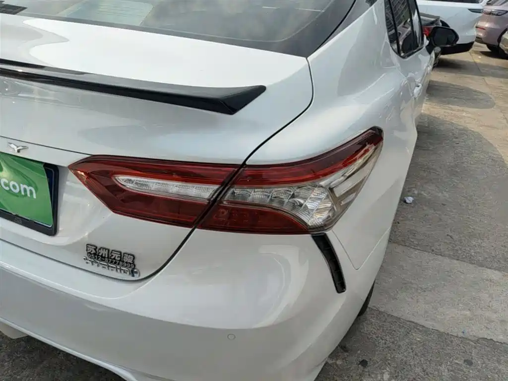 Toyota Camry 2019 Hybrid 2.5HS Trend Edition China VI фото 8